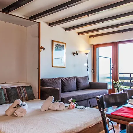 Christiania 2 O3 By Interhome نينداز