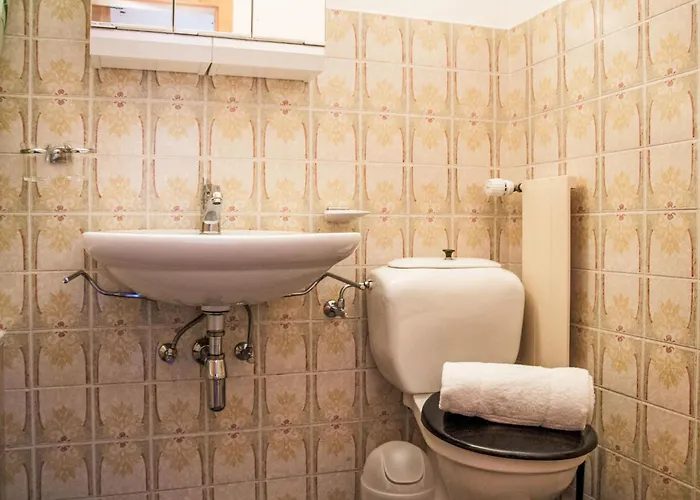 Christiania 2 O3 By Interhome * ナンダ